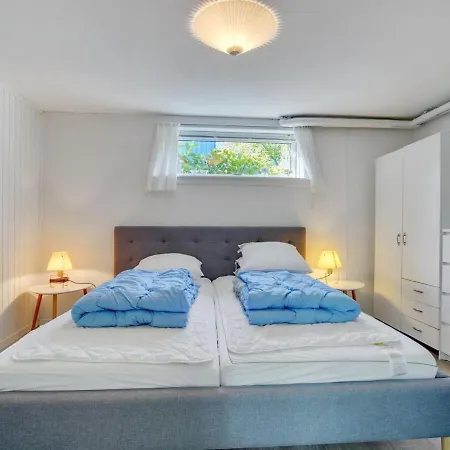 Kurt - 600m From The Sea By Interhome