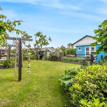 Kurt - 600m From The Sea By Interhome *